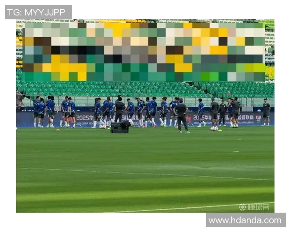 刘诚宇巧妙让球阿苏埃近距离射门被门将神奇扑出