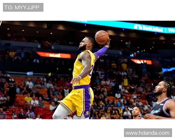 詹姆斯回顾NBA演变雷霆步行者球员全面技能让人惊叹