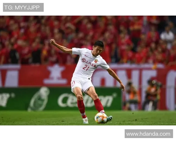 万项代表杜利亚伊足球学院首发表现出色却遗憾输球球队最终以2-3落败