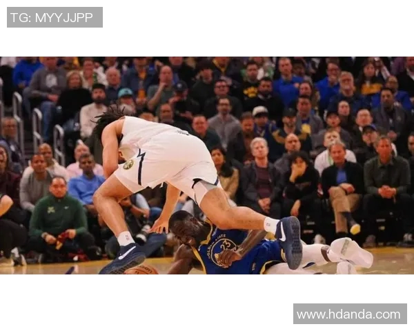 科尔分析勇士近期表现：掌控比赛节奏有效限制对手转换进攻