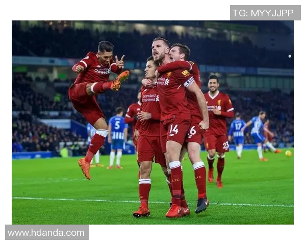 库蒂尼奥为儿子庆生全家穿四队球衣展现足球情缘