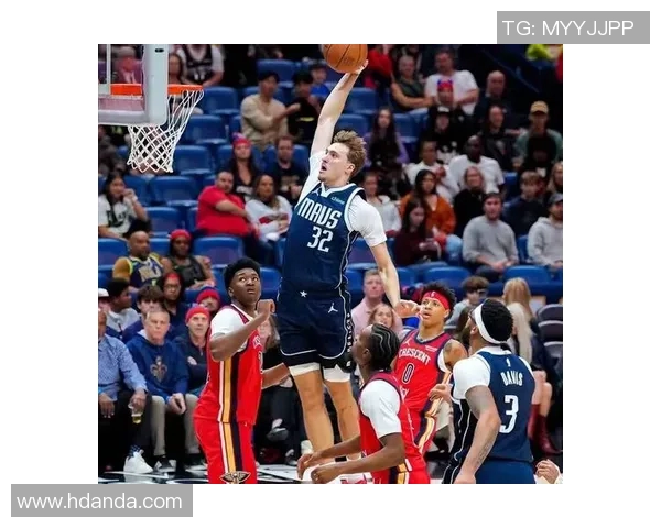 浓眉回应鹈鹕球迷嘘声表示无所谓坚持专注于比赛表现 浓眉回应鹈鹕球迷嘘声表示无所谓坚持专注于比赛表现