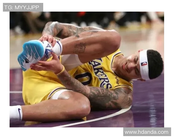 里弗斯确认字母和库兹马缺席对阵活塞库兹马臀部伤势无大碍