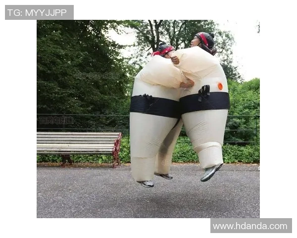 小仓幸成边线抢球铲飞叙利亚球员比赛火药味十足引发观众热议 小仓幸成边线抢球铲飞叙利亚球员比赛火药味十足引发观众热议