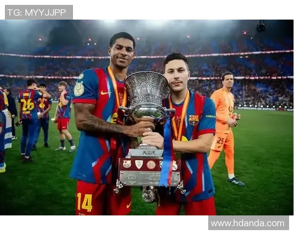 巴萨新年首冠荣耀加冕成功卫冕西超杯展现强大实力