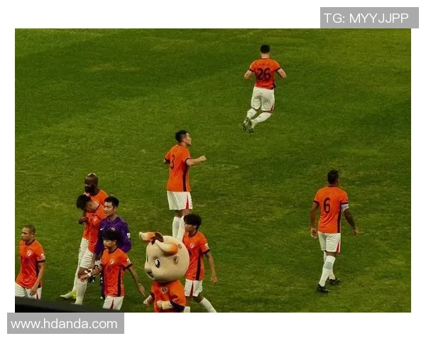 武汉三镇锁定保级形势明朗若明日客场负海牛将导致亚泰降级 武汉三镇锁定保级形势明朗若明日客场负海牛将导致亚泰降级