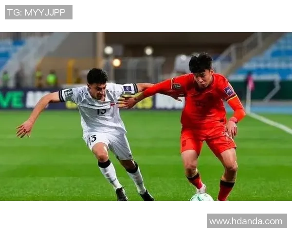 王钰栋热身赛遭泰国队飞踹重创痛苦倒地引发关注与担忧 王钰栋热身赛遭泰国队飞踹重创痛苦倒地引发关注与担忧