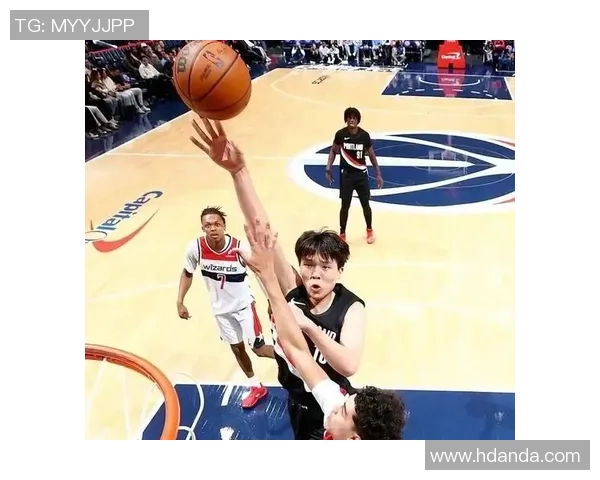 哈利伯顿称赞杨瀚森传球能力强调他能迅速适应NBA比赛节奏 哈利伯顿称赞杨瀚森传球能力强调他能迅速适应NBA比赛节奏