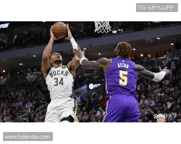 字母哥传球给蒂耶罗后者在社交媒体上致敬表达感激之情