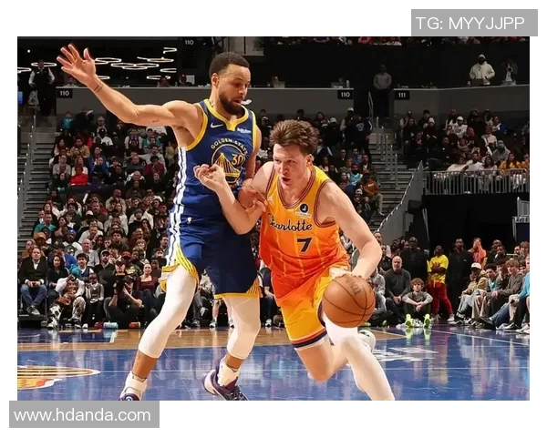 克尼佩尔创下新秀赛季新高单场得分20场次超越库里纪录 克尼佩尔创下新秀赛季新高单场得分20场次超越库里纪录